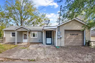 83 Flint St, Canton, NC 28716 - Photo 2