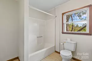 83 Flint St, Canton, NC 28716 - Photo 12