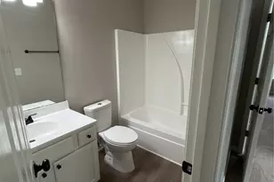 2617 Meadow Knoll Dr, Charlotte, NC 28269 - Photo 14