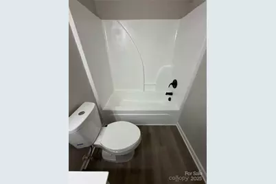 2617 Meadow Knoll Drive, Charlotte, NC 28269 - Photo 8