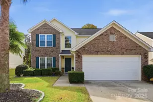 143 Amber Woods Dr, Tega Cay, SC 29708 - Photo 2