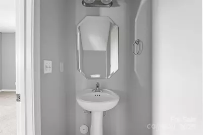 6004 Vista Woods Lane, Charlotte, NC 28215 - Photo 8