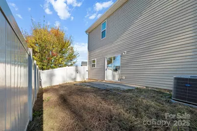 6004 Vista Woods Lane, Charlotte, NC 28215 - Photo 24