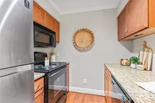 2514 Cranbrook Ln, Charlotte, NC 28207 - Photo 12