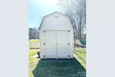 3157 28th Street NE, Hickory, NC 28601 - Photo 16