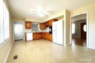 3157 28th St NE, Hickory, NC 28601 - Photo 24