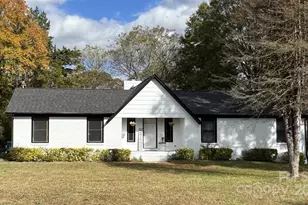 425 Acorn Oaks Dr, Salisbury, NC 28146 - Photo 1