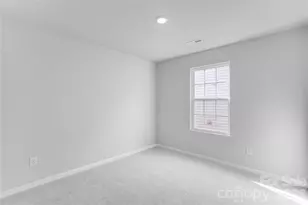 239 W 18th St, Kannapolis, NC 28081 - Photo 6