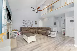 10759 Big Bear Dr, Charlotte, NC 28278 - Photo 8