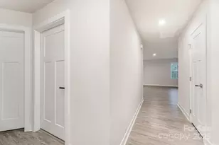 6017 Bellastead Dr, Charlotte, NC 28214 - Photo 22