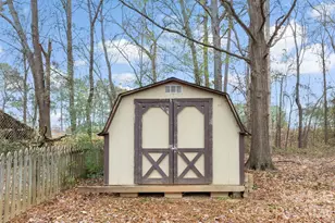 618 Tryon Pl, Gastonia, NC 28054 - Photo 4