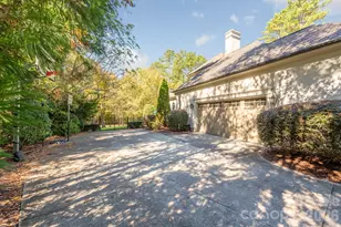 6042 Foggy Glen Pl, Matthews, NC 28104 - Photo 4