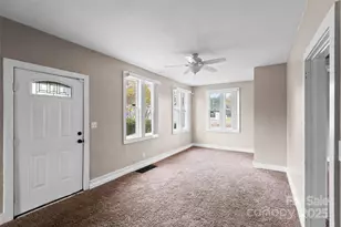 3726 Northampton Dr, Winston Salem, NC 27105 - Photo 4