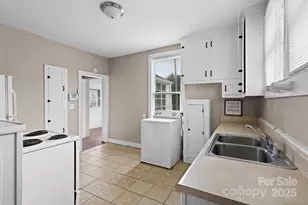 3726 Northampton Dr, Winston Salem, NC 27105 - Photo 6