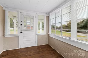 3726 Northampton Dr, Winston Salem, NC 27105 - Photo 18