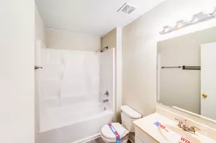 7700 Park Vista Cir, Charlotte, NC 28226 - Photo 14