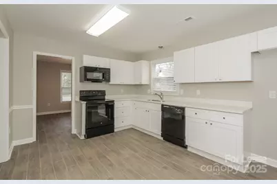 7700 Hickory Hollow Lane, Charlotte, NC 28227 - Photo 6