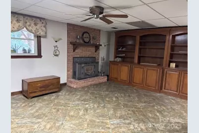 1250 21st Avenue NE, Hickory, NC 28601 - Photo 12