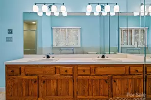 400 Charlotte St, Asheville, NC 28801 - Photo 16