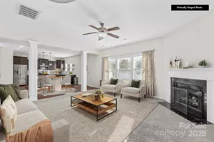 11022 Belmont Run Ln, Charlotte, NC 28213 - Photo 6