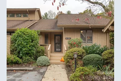 606 Red Oak Drive, Hendersonville, NC 28791 - Photo 2
