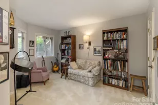 606 Red Oak Dr, Hendersonville, NC 28791 - Photo 26