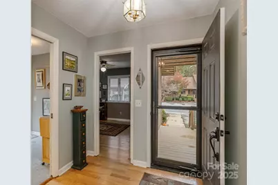 606 Red Oak Drive, Hendersonville, NC 28791 - Photo 4