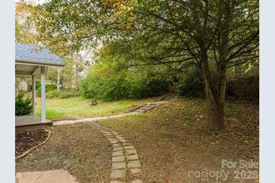 65 Banks Town Road, Weaverville, NC 28787 - Photo 4