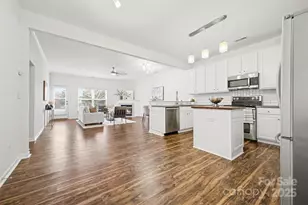 1412 Ladora Dr, Charlotte, NC 28262 - Photo 4