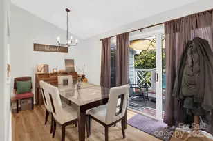 2911 Iron Gate Ln, Charlotte, NC 28212 - Photo 8