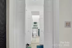 2911 Iron Gate Ln, Charlotte, NC 28212 - Photo 14