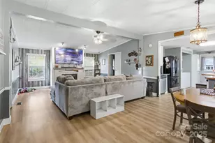 7733 Skyline Dr, Sherrills Ford, NC 28673 - Photo 4