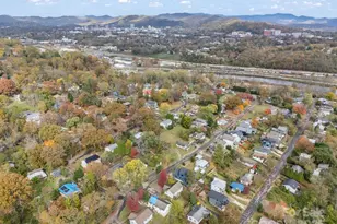 27 Lamb Ave, Asheville, NC 28806 - Photo 10