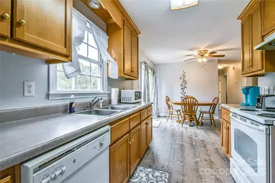 466 Onteora Boulevard, Asheville, NC 28803 - Photo 12