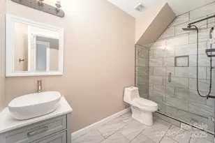 4910 Foxbriar Trail, Charlotte, NC 28269 - Photo 42