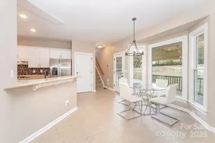 4910 Foxbriar Trail, Charlotte, NC 28269 - Photo 18