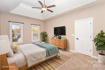 4910 Foxbriar Trail, Charlotte, NC 28269 - Photo 32