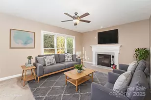 4910 Foxbriar Trail, Charlotte, NC 28269 - Photo 12