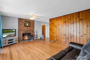 290 Stepp Mill Rd, Hendersonville, NC 28792 - Photo 8