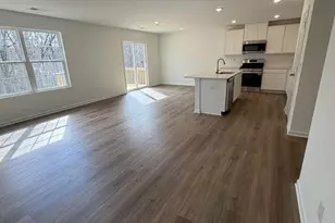 227 W 18th St, Kannapolis, NC 28081 - Photo 6