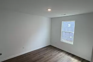 227 W 18th St, Kannapolis, NC 28081 - Photo 4