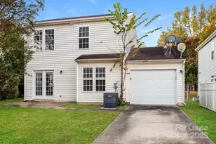 8930 1st Run Ct, Charlotte, NC 28215 - Photo 14