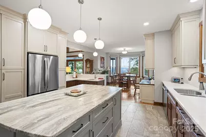 908 Somersby Parkway, Hendersonville, NC 28739 - Photo 16