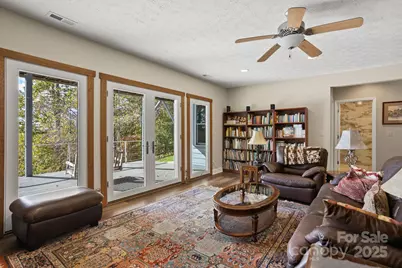 908 Somersby Parkway, Hendersonville, NC 28739 - Photo 24