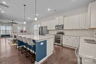 9342 Ainslie Downs Street, Charlotte, NC 28273 - Photo 6