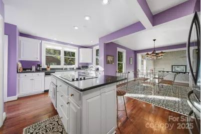 619 4th Street NE, Hickory, NC 28601 - Photo 6