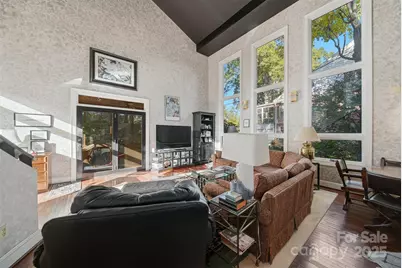 619 4th Street NE, Hickory, NC 28601 - Photo 10