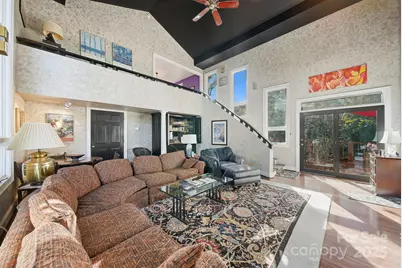 619 4th Street NE, Hickory, NC 28601 - Photo 12