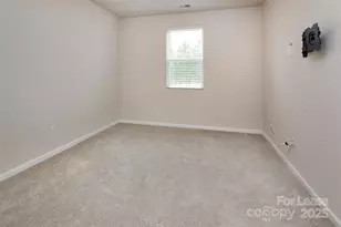 3304 Cheyney Park Dr, Charlotte, NC 28269 - Photo 14