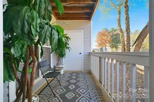 37 Hamiltons Harbor Dr, Lake Wylie, SC 29710 - Photo 22